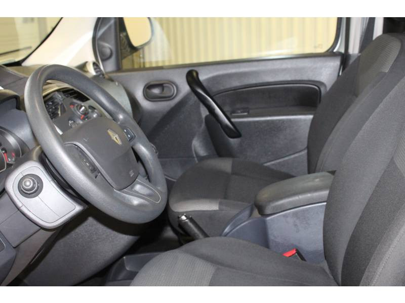 Photo 7 de l'offre de RENAULT Kangoo Express 1.5 DCI 90 ENERGY E6 EXTRA R-LINK à 8990€ chez Francepronet Car Center