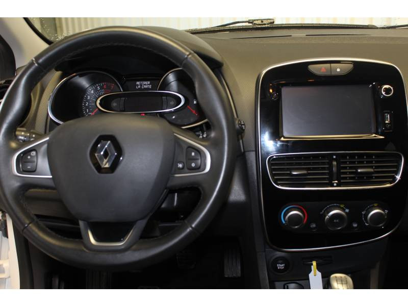 Photo 8 de l'offre de RENAULT Clio IV 1.2 16V 75 Limited à 9990€ chez Francepronet Car Center