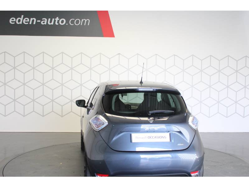 Photo 4 de l'offre de RENAULT Zoe Intens Charge Rapide Gamme 2017 à 11490€ chez Francepronet Car Center