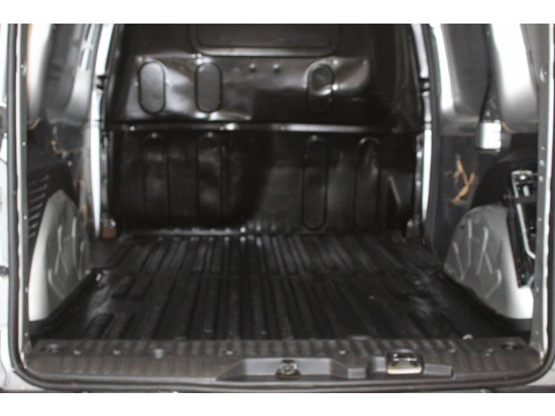 Photo 12 de l'offre de RENAULT Kangoo Express 1.5 DCI 90 ENERGY E6 EXTRA R-LINK à 8990€ chez Francepronet Car Center