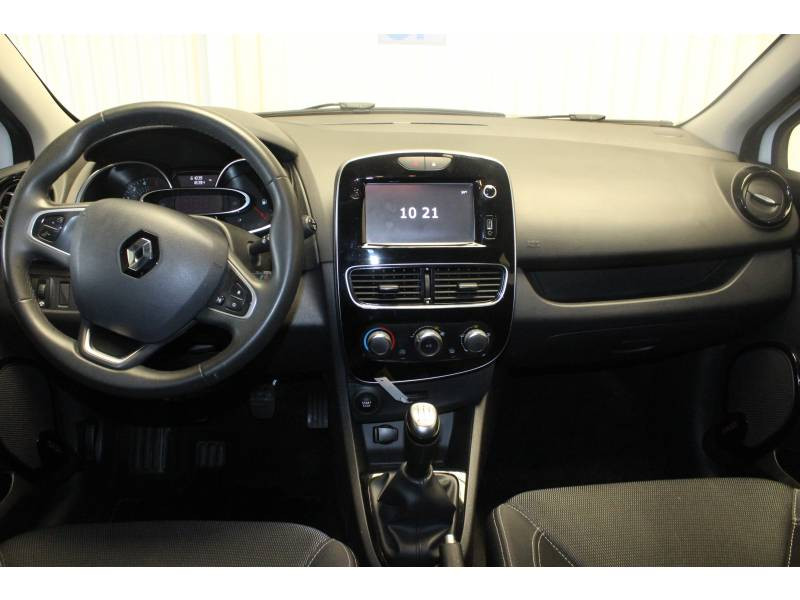 Photo 8 de l'offre de RENAULT Clio IV BUSINESS dCi 90 Energy 82g à 9990€ chez Francepronet Car Center