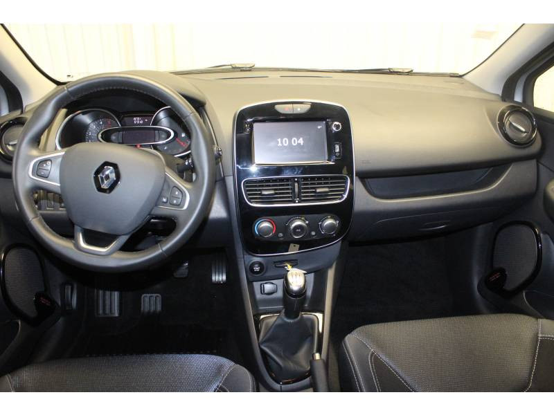 Photo 8 de l'offre de RENAULT Clio IV BUSINESS dCi 75 Energy à 10990€ chez Francepronet Car Center