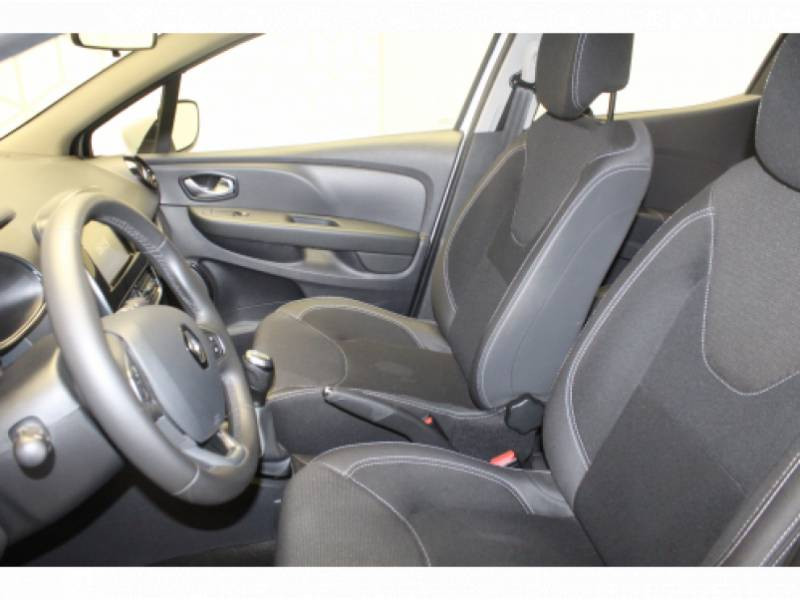 Photo 7 de l'offre de RENAULT Clio IV dCi 75 Energy Zen à 9990€ chez Francepronet Car Center