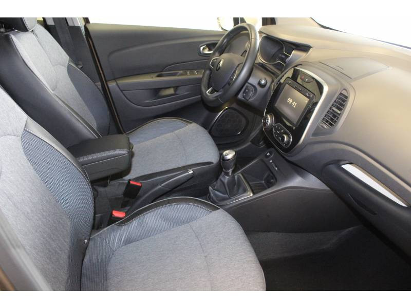 Photo 11 de l'offre de RENAULT Captur dCi 110 Energy Intens à 16990€ chez Francepronet Car Center