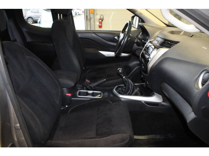 Photo 12 de l'offre de NISSAN Navara NP300 2.3 DCI 160 KING CAB OPTIMA à 23990€ chez Francepronet Car Center