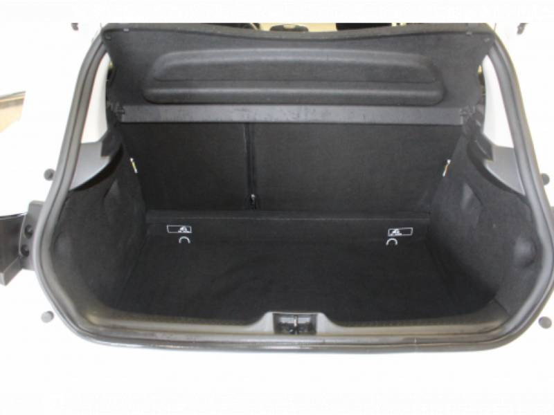 Photo 12 de l'offre de RENAULT Clio IV dCi 75 Energy Zen à 9990€ chez Francepronet Car Center