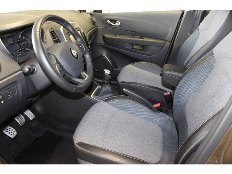 Photo 7 de l'offre de RENAULT Captur dCi 110 Energy Intens à 16990€ chez Francepronet Car Center