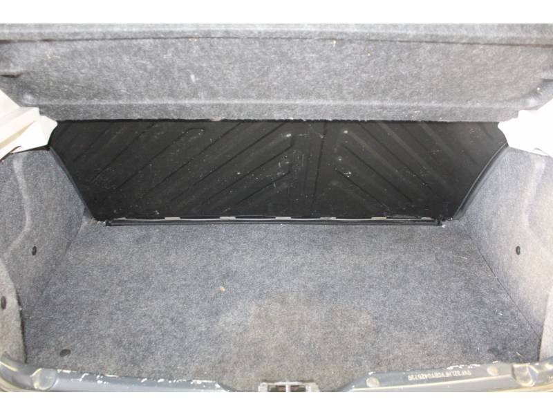 Photo 12 de l'offre de PEUGEOT 206+ 1.1e 60ch Urban à 5990€ chez Francepronet Car Center