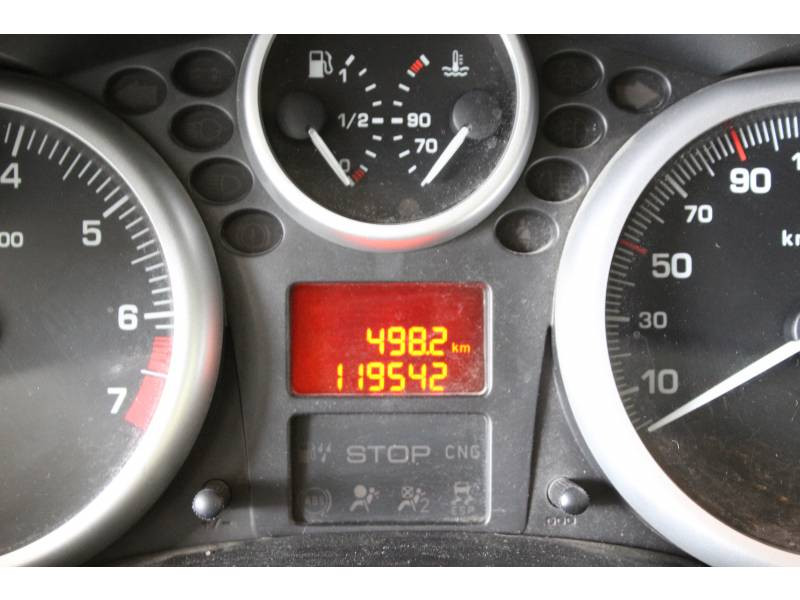 Photo 10 de l'offre de PEUGEOT 206+ 1.1e 60ch Urban à 5990€ chez Francepronet Car Center