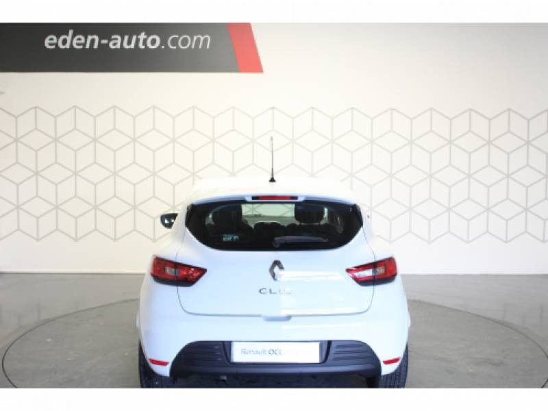 Photo 4 de l'offre de RENAULT Clio IV TCe 90 E6C Zen à 10490€ chez Francepronet Car Center