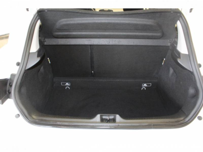 Photo 11 de l'offre de RENAULT Clio IV TCe 90 E6C Zen à 10490€ chez Francepronet Car Center