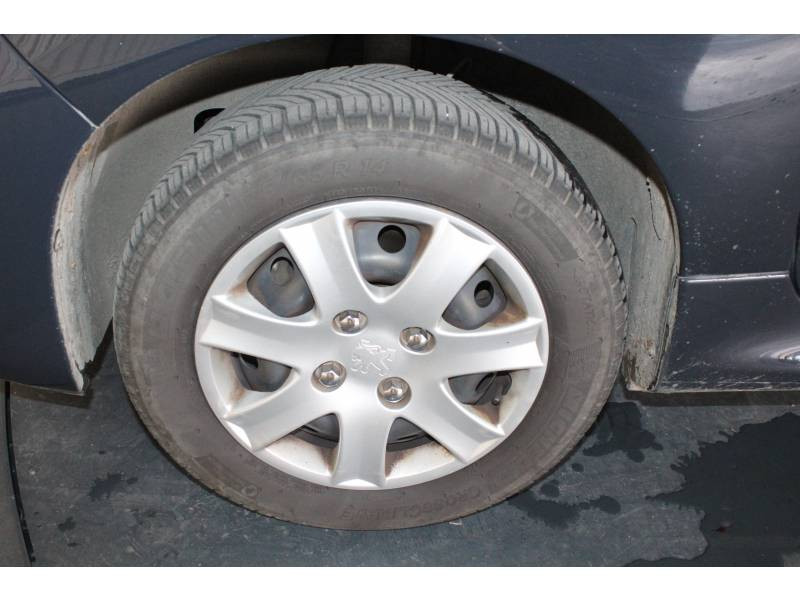 Photo 6 de l'offre de PEUGEOT 206+ 1.1e 60ch Urban à 5990€ chez Francepronet Car Center