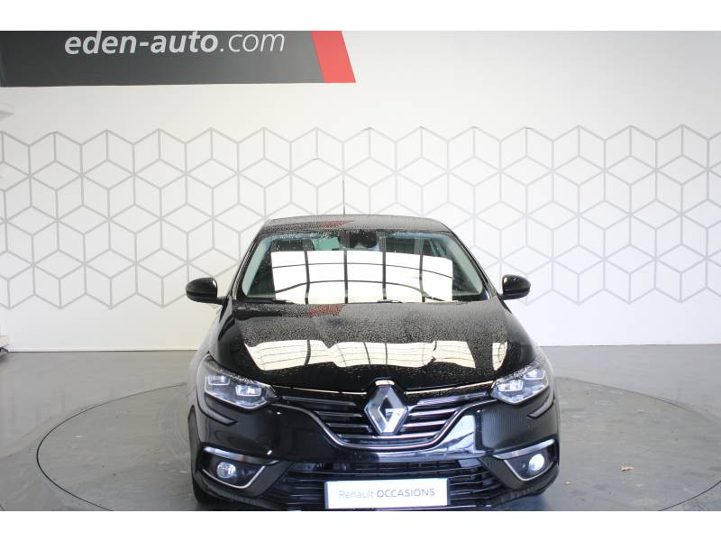 Photo 2 de l'offre de RENAULT Mégane IV BERLINE TCe 140 EDC FAP Intens à 19990€ chez Francepronet Car Center