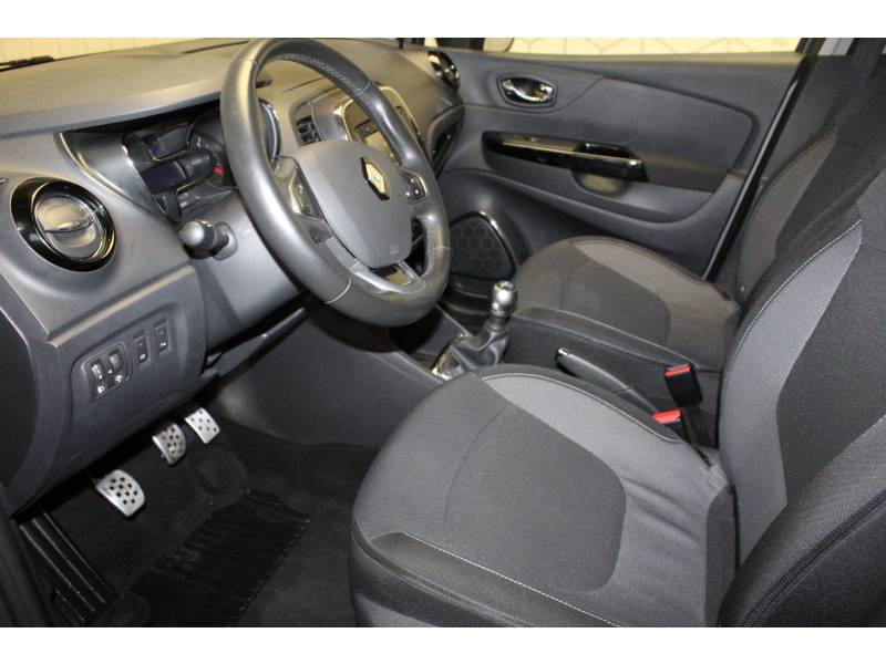 Photo 7 de l'offre de RENAULT Captur dCi 90 Energy eco² Intens à 12490€ chez Francepronet Car Center