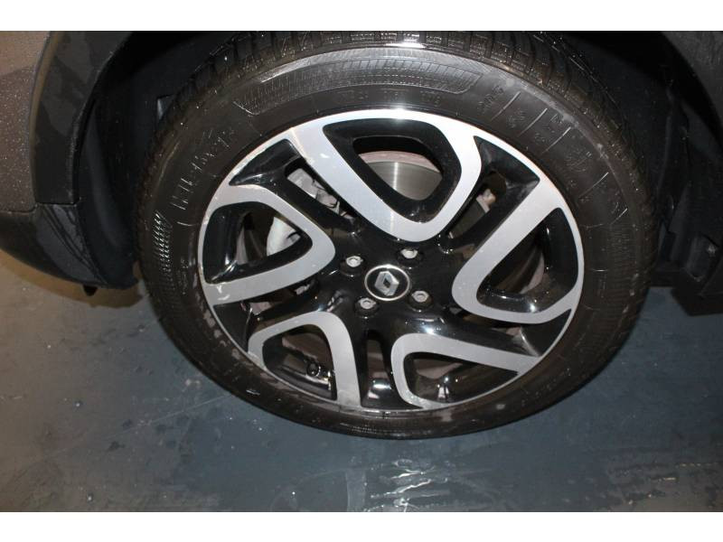 Photo 6 de l'offre de RENAULT Captur dCi 90 Energy eco² Intens à 12490€ chez Francepronet Car Center