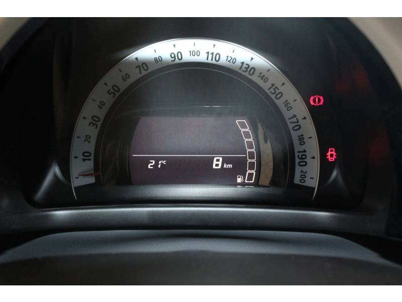 Photo 12 de l'offre de RENAULT Twingo III TCe 95 Intens à 12490€ chez Francepronet Car Center