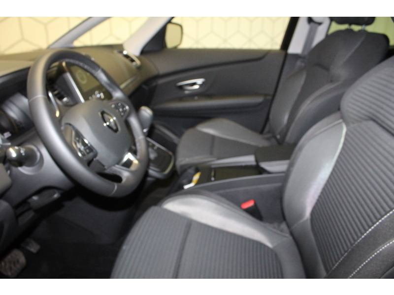 Photo 7 de l'offre de RENAULT Grand Scénic IV BUSINESS Blue dCi 120 EDC à 25490€ chez Francepronet Car Center