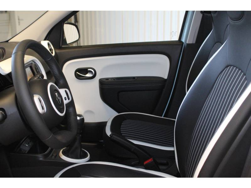 Photo 6 de l'offre de RENAULT Twingo III TCe 95 Intens à 12490€ chez Francepronet Car Center