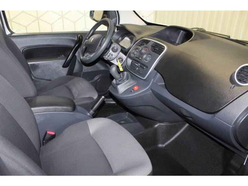 Photo 9 de l'offre de RENAULT Kangoo Express 1.5 DCI 90 ENERGY E6 EXTRA R-LINK à 9490€ chez Francepronet Car Center