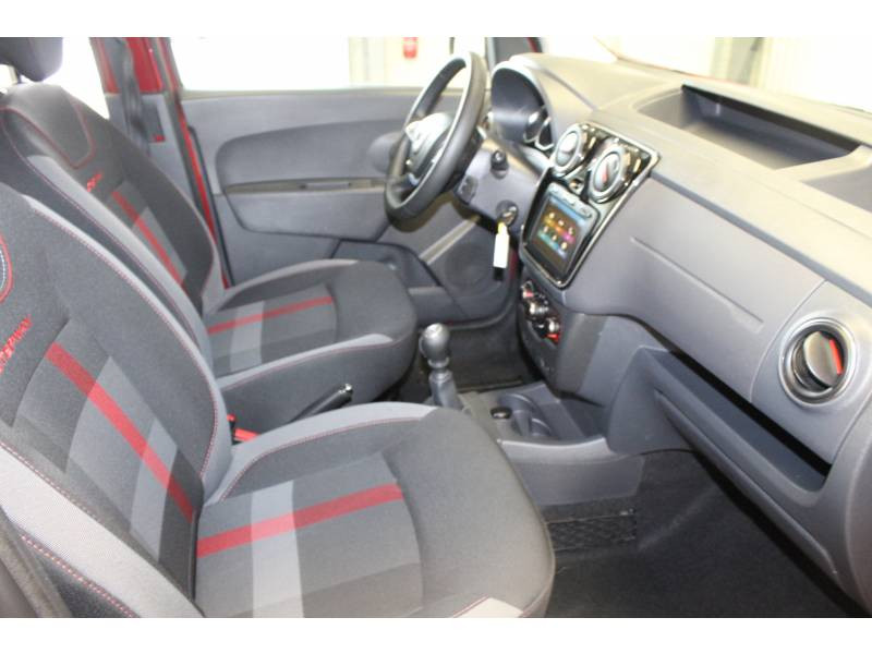 Photo 13 de l'offre de DACIA Dokker Blue dCi 95 SL Techroad à 15990€ chez Francepronet Car Center