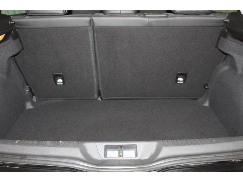 Photo 11 de l'offre de RENAULT Mégane IV BERLINE dCi 110 Energy EDC Intens à 15490€ chez Francepronet Car Center