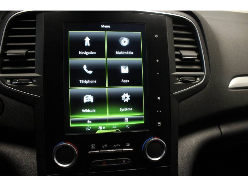 Photo 14 de l'offre de RENAULT Mégane IV BERLINE dCi 110 Energy EDC Intens à 15490€ chez Francepronet Car Center