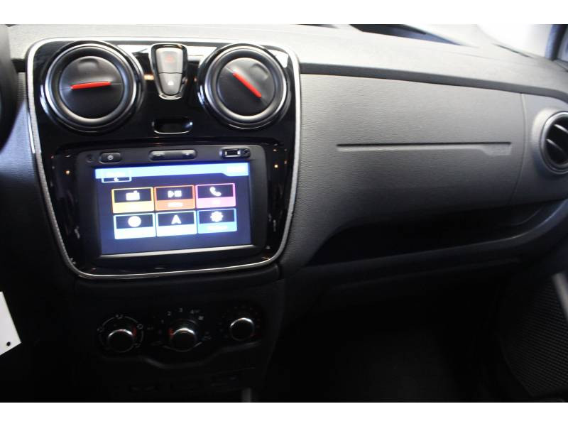 Photo 11 de l'offre de DACIA Dokker Blue dCi 95 SL Techroad à 15990€ chez Francepronet Car Center