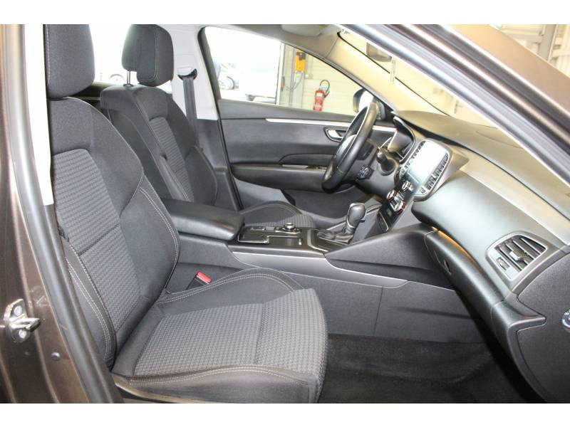 Photo 12 de l'offre de RENAULT Talisman Estate dCi 110 Energy ECO2 Zen EDC à 15990€ chez Francepronet Car Center