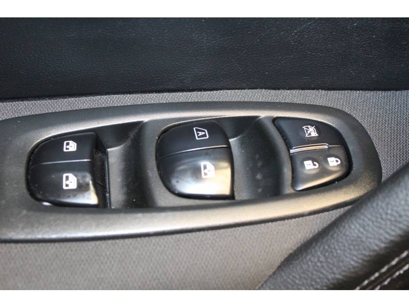 Photo 10 de l'offre de RENAULT Kadjar BUSINESS dCi 110 Energy eco² EDC à 15490€ chez Francepronet Car Center