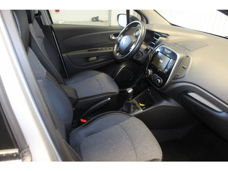 Photo 11 de l'offre de RENAULT Captur dCi 110 Energy Intens à 14990€ chez Francepronet Car Center