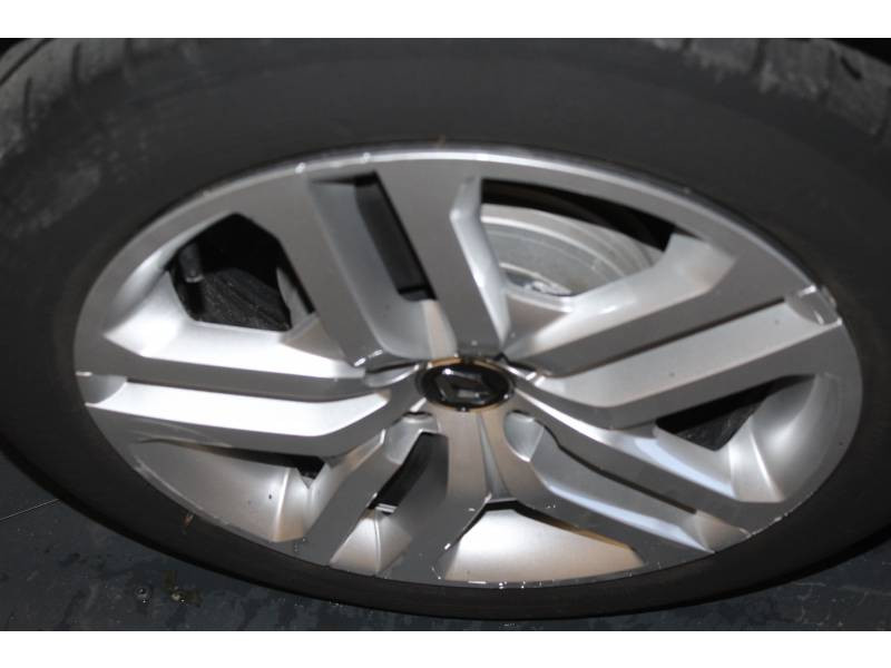 Photo 6 de l'offre de RENAULT Clio IV BUSINESS dCi 75 Energy à 8490€ chez Francepronet Car Center