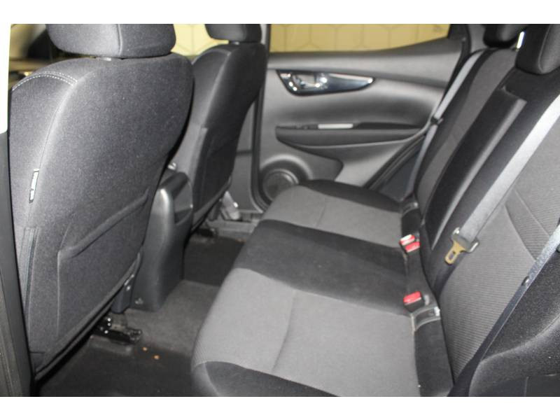 Photo 9 de l'offre de NISSAN Qashqai 1.6 dCi 130 Stop/Start Connect Edition à 16990€ chez Francepronet Car Center