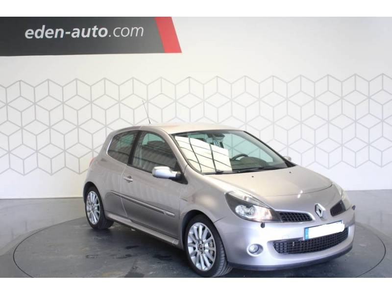 Photo 14 de l'offre de RENAULT Clio III 2.0 16V 200 Renault Sport à 9990€ chez Francepronet Car Center