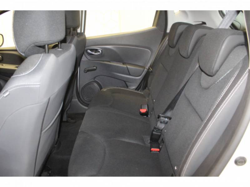 Photo 10 de l'offre de RENAULT Clio IV dCi 75 Energy Zen à 9990€ chez Francepronet Car Center
