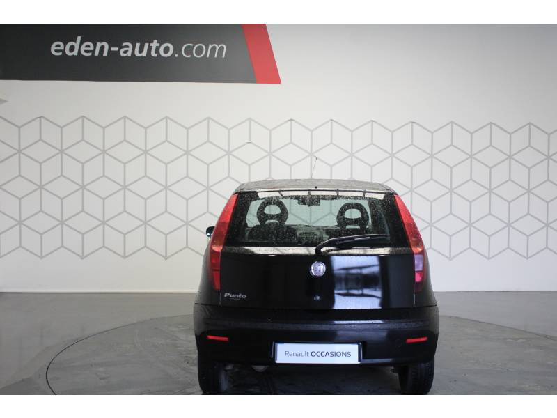 Photo 4 de l'offre de FIAT Punto 1.2 8V Cult II à 4990€ chez Francepronet Car Center