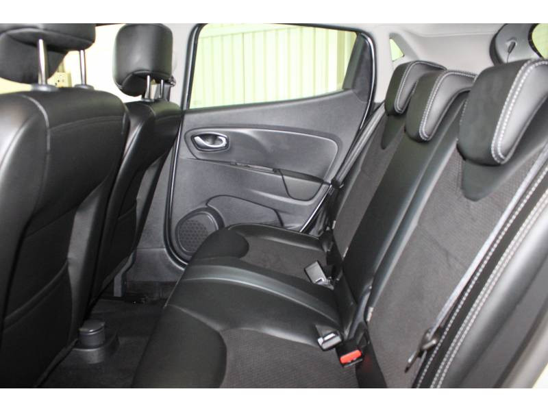 Photo 12 de l'offre de RENAULT Clio IV TCe 90 E6C Intens à 11990€ chez Francepronet Car Center