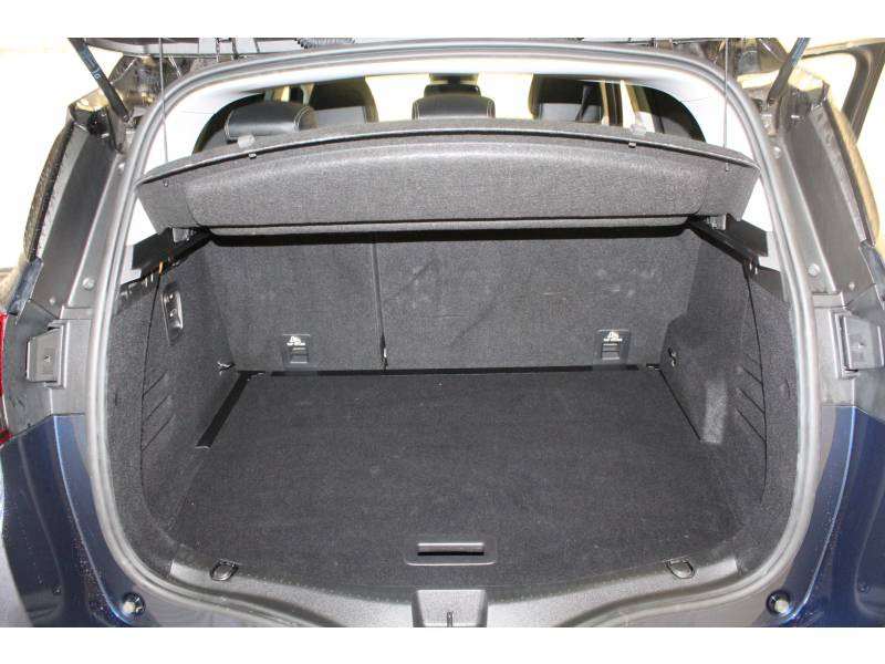 Photo 10 de l'offre de RENAULT Scénic IV TCe 140 FAP Intens à 22990€ chez Francepronet Car Center