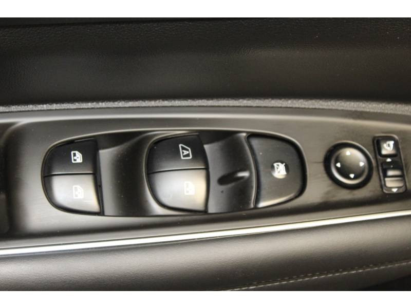 Photo 10 de l'offre de RENAULT Koleos dCi 175 4x4 X-tronic Energy Initiale Paris à 27990€ chez Francepronet Car Center