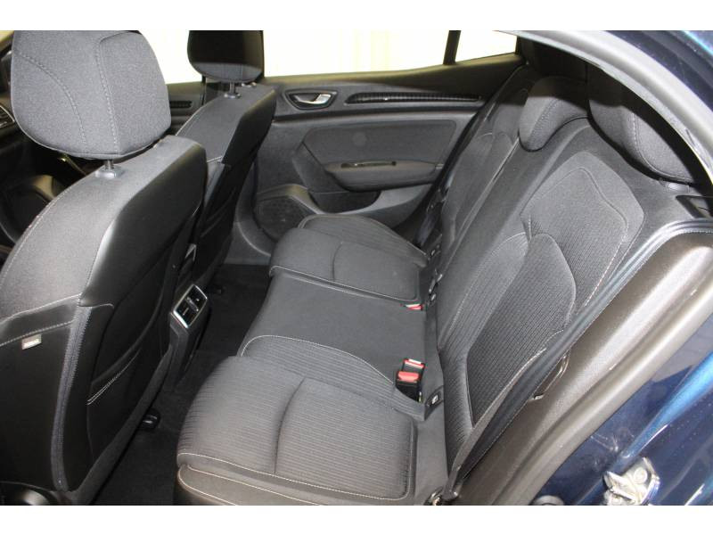 Photo 9 de l'offre de RENAULT Mégane IV BERLINE BUSINESS dCi 110 Energy à 13490€ chez Francepronet Car Center