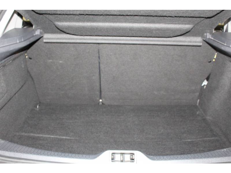 Photo 11 de l'offre de RENAULT Mégane III Berline TCE 130 Dynamique Euro 5 à 7990€ chez Francepronet Car Center