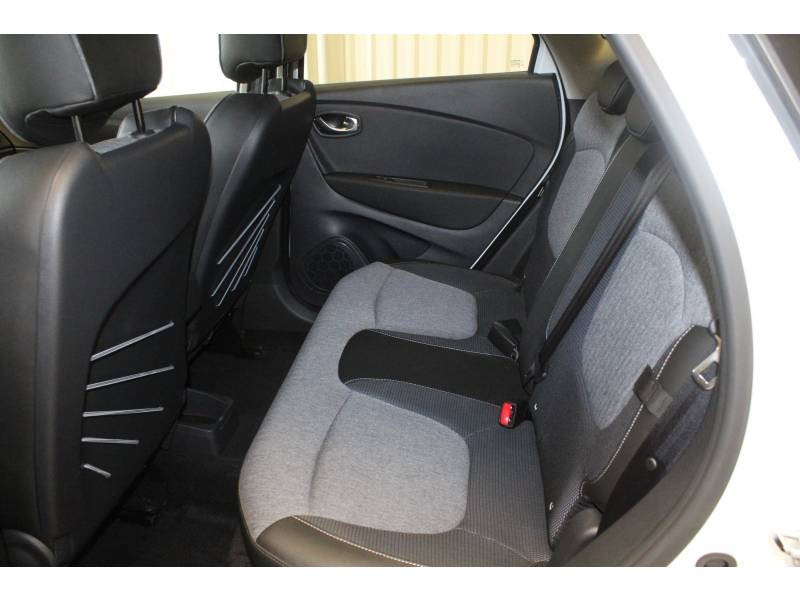 Photo 9 de l'offre de RENAULT Captur TCe 120 Energy EDC Intens à 14990€ chez Francepronet Car Center