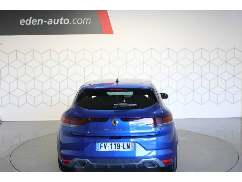 Photo 4 de l'offre de RENAULT Mégane IV BERLINE TCe 140 EDC FAP - 20 R.S. Line à 25990€ chez Francepronet Car Center