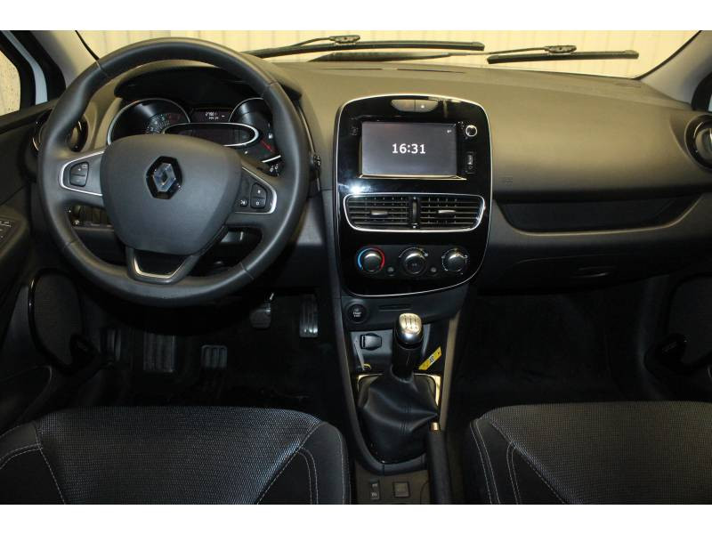 Photo 7 de l'offre de RENAULT Clio IV BUSINESS TCe 90 E6C à 10490€ chez Francepronet Car Center