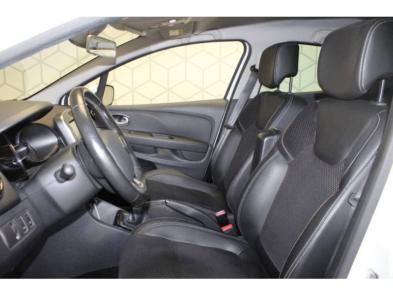 Photo 7 de l'offre de RENAULT Clio IV dCi 110 Energy Intens à 10990€ chez Francepronet Car Center