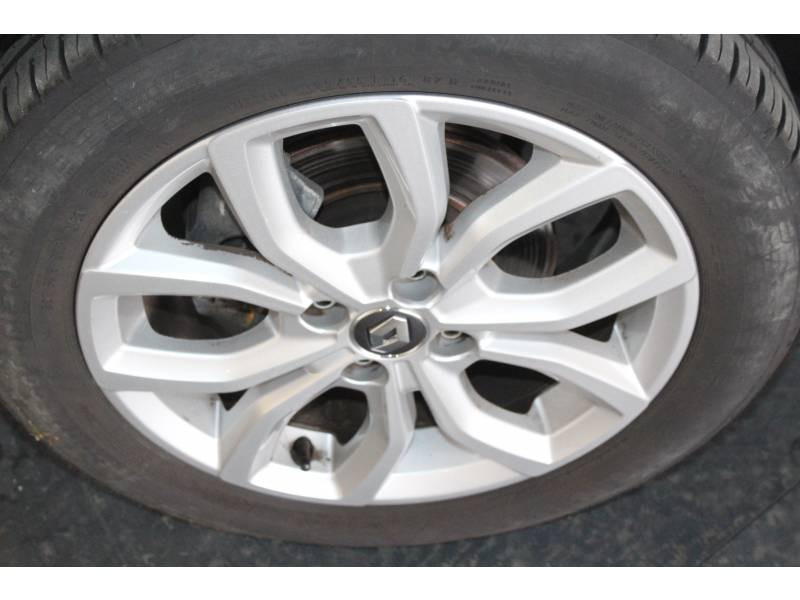 Photo 6 de l'offre de RENAULT Clio IV dCi 110 Energy Intens à 10990€ chez Francepronet Car Center