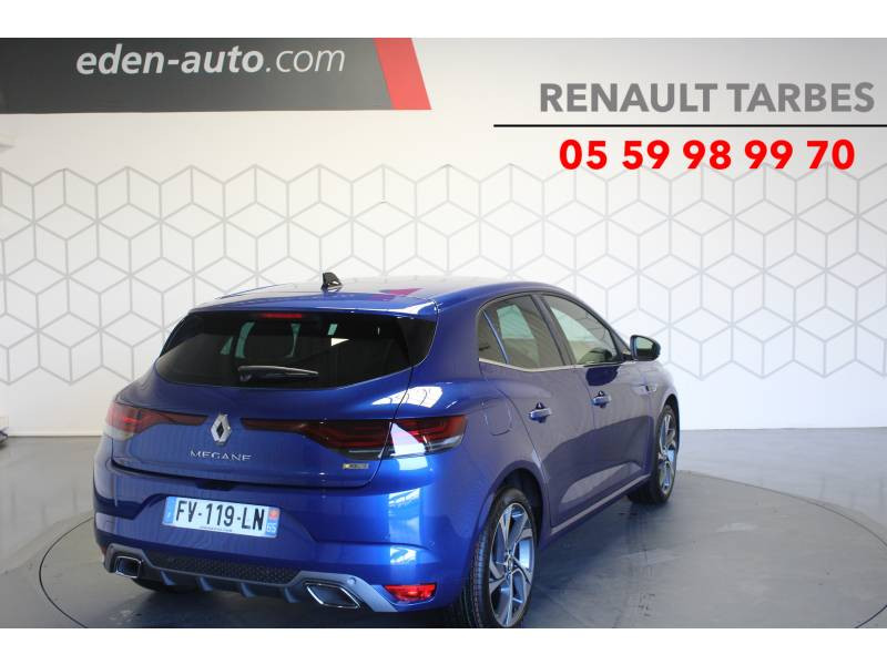 Photo 5 de l'offre de RENAULT Mégane IV BERLINE TCe 140 EDC FAP - 20 R.S. Line à 25990€ chez Francepronet Car Center