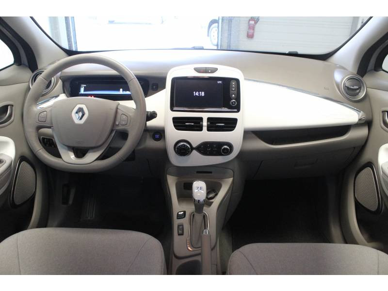 Photo 8 de l'offre de RENAULT Zoe R90 Zen à 11490€ chez Francepronet Car Center