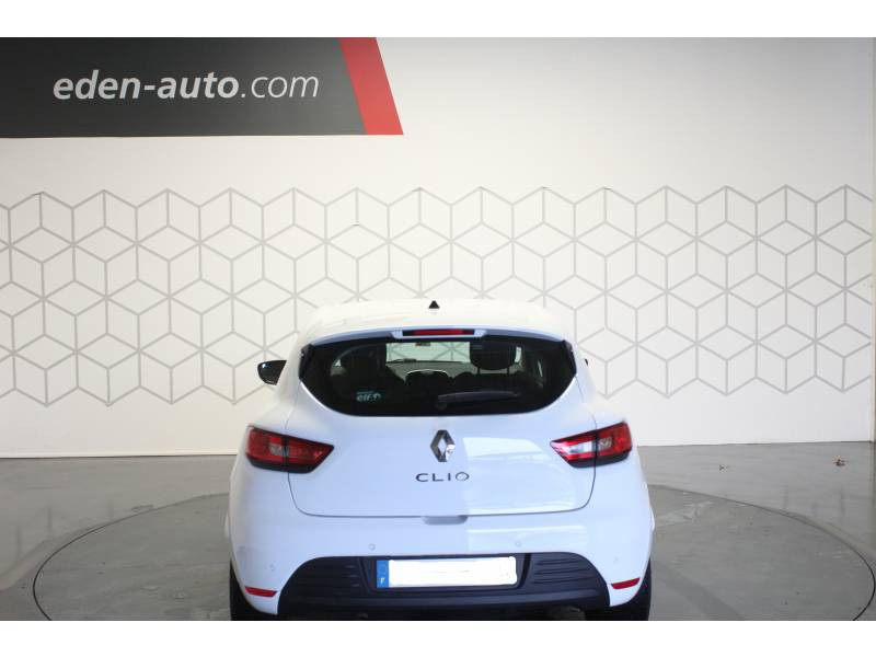 Photo 4 de l'offre de RENAULT Clio IV BUSINESS dCi 90 Energy eco2 82g à 11490€ chez Francepronet Car Center