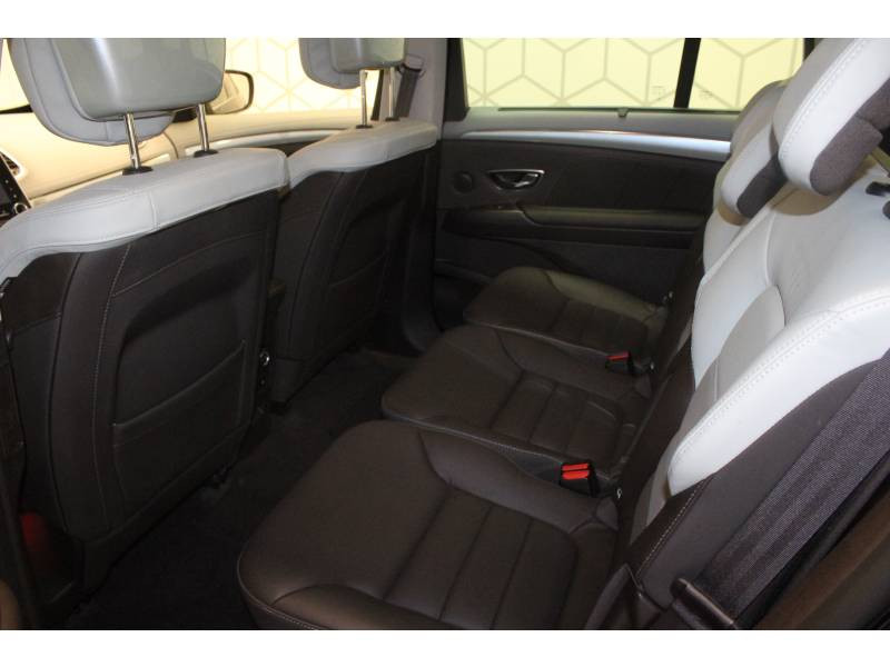 Photo 11 de l'offre de RENAULT Espace V Blue dCi 200 EDC Initiale Paris à 31490€ chez Francepronet Car Center
