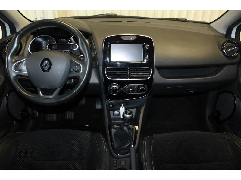 Photo 8 de l'offre de RENAULT Clio IV dCi 110 Energy Intens à 10990€ chez Francepronet Car Center